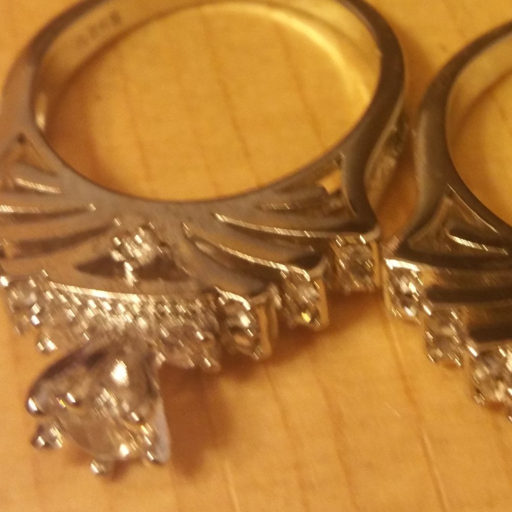 WHITE TOPAZ 2 PIECE RING SET SIZE 7 3/4 - Picture 6 of 15